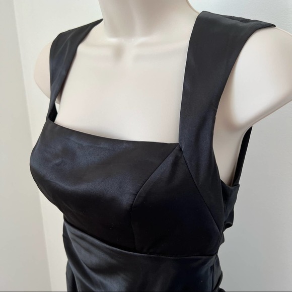 Hailey Adrianna Papell black satin dress zipper back cut out mini LBD ruched 7/8 - Picture 6 of 12